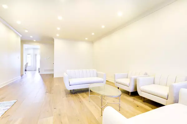 Mississauga, ON L5M 7G5,3553 Jorie CRES