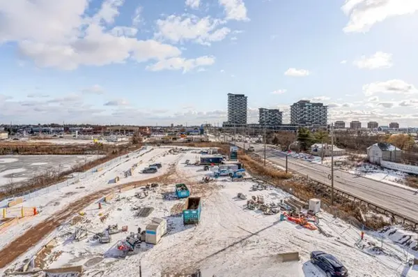 Oakville, ON L6H 7E3,3071 Trafalgar RD #406