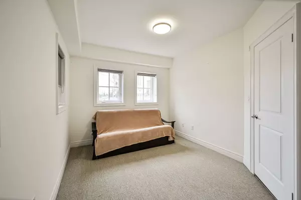 Mississauga, ON L4X 1Y6,1809 Pagehurst AVE