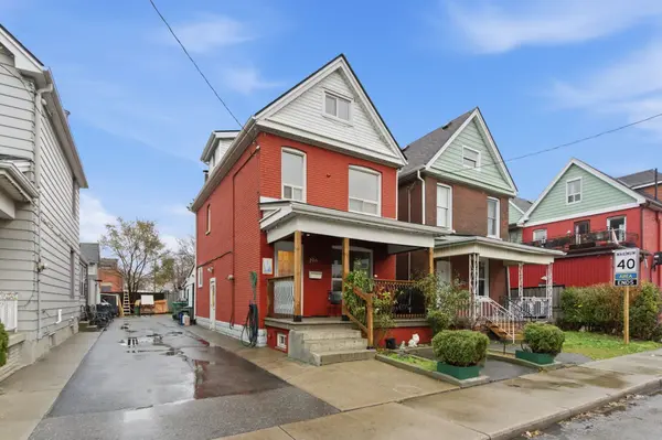 Hamilton, ON L8L 7C3,196 Avondale ST