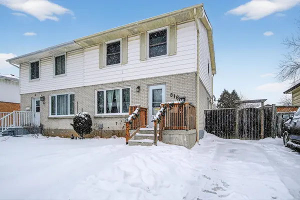 816 Dundalk DR, London South, ON N6C 3V2