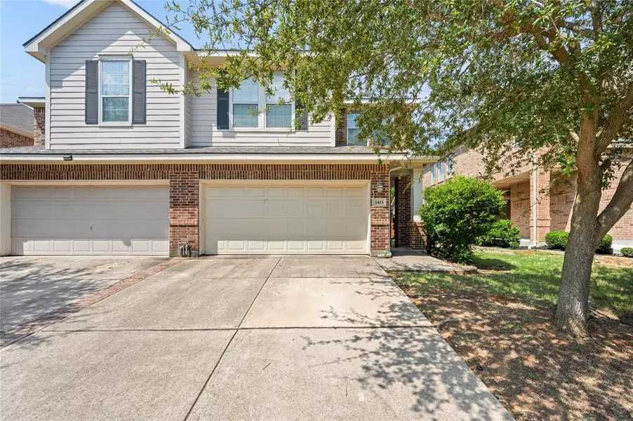 1415 Ravenwood Drive, Mansfield, TX 76063