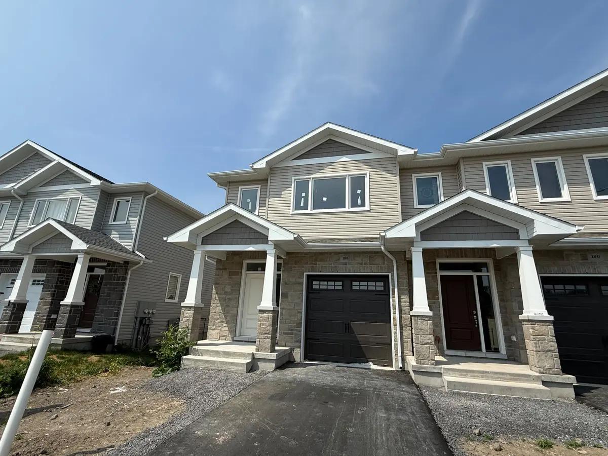 Greater Napanee, ON K7R 3X8,198 HERITAGE PARK DR