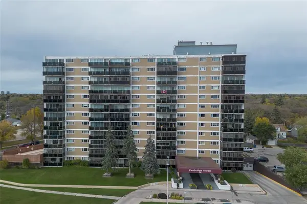 Winnipeg, MB R3M 1Z7,1305 Grant AVE