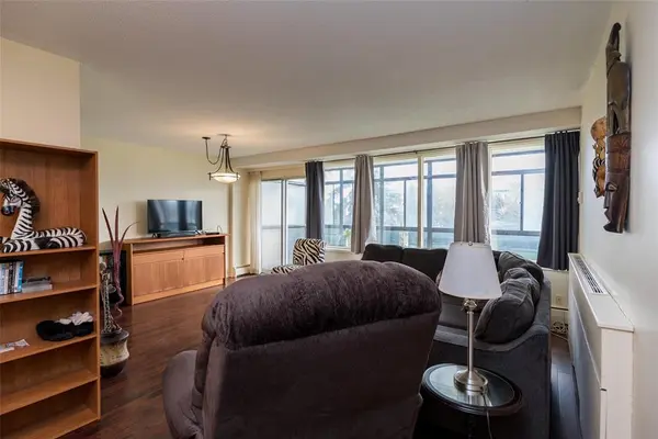 Winnipeg, MB R3M 1Z7,1305 Grant AVE