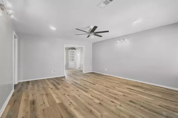 Fort Worth, TX 76111,2104 W Lotus Avenue