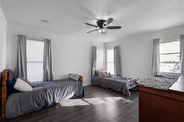 Decatur, TX 76234,604 E Collins Street