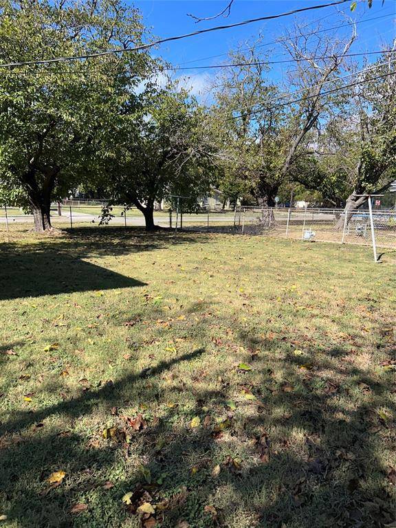 3435 Poinsettia Drive,  Dallas,  TX 75211