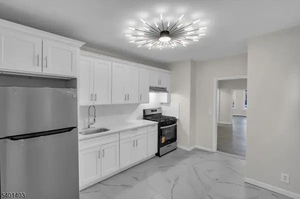 East Orange City, NJ 07017,537 N Grove St