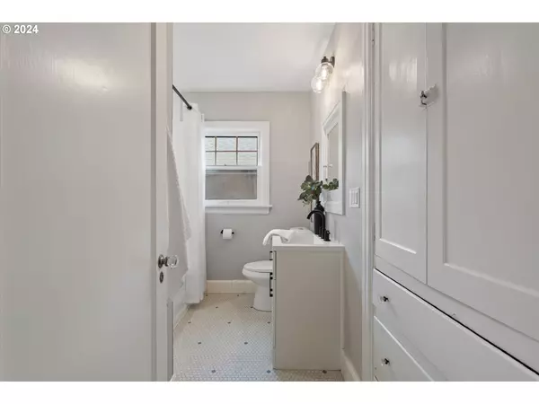 Portland, OR 97211,4414 NE 32ND PL