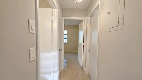 Margate, FL 33063,416 Lakeside Dr #129