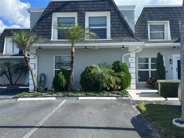 Hallandale Beach, FL 33009,814 NE 25 #64