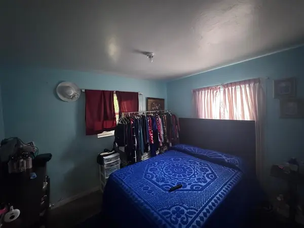 Fort Lauderdale, FL 33311,924 NW 14 Court