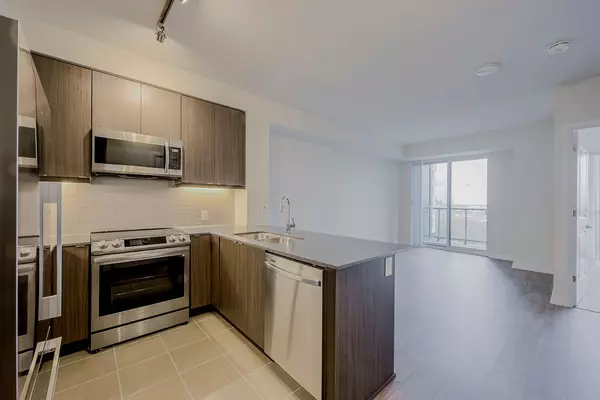 Toronto W08, ON M9B 0C5,50 Thomas Riley RD #718