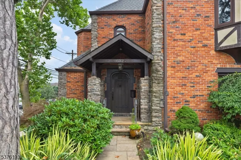 632 Belgrove Dr, Kearny Town, NJ 07032