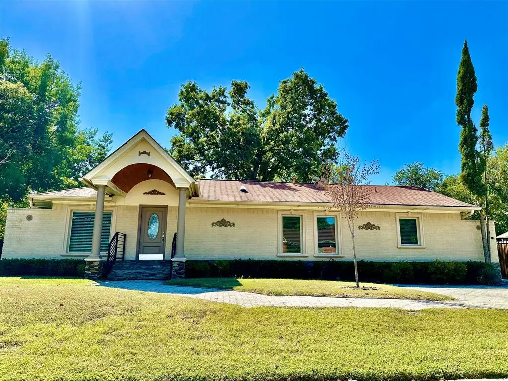 Dallas, TX 75252,6632 Winding Rose Trail