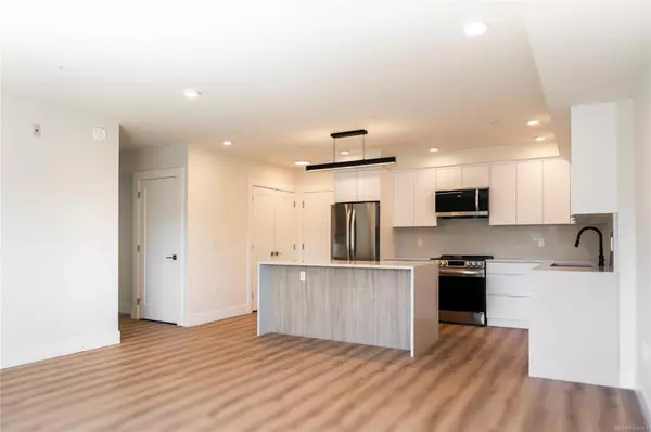 Nanaimo, BC V9R 4V6,45 Haliburton St #507