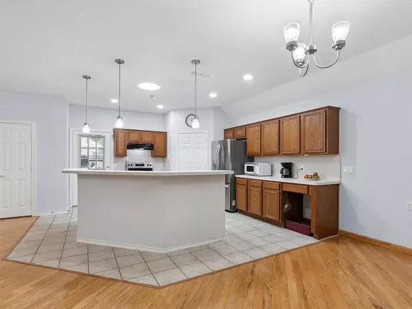 Red Oak, TX 75154,102 Royal Crest Court