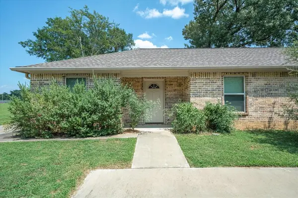 Van, TX 75790,202 Chestnut Drive