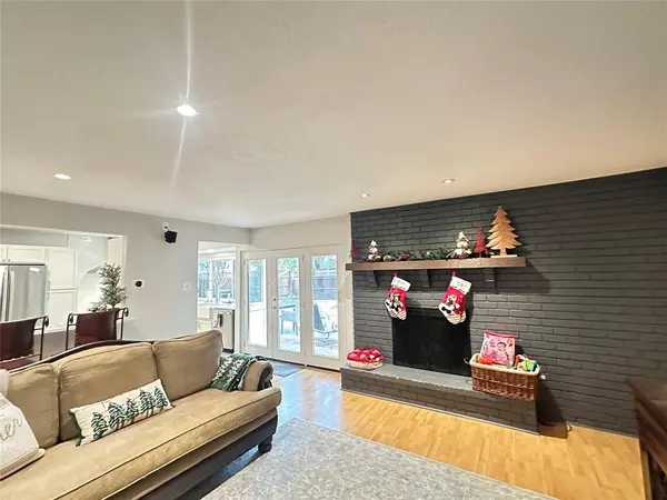 Farmers Branch, TX 75244,3807 Blue Trace Lane