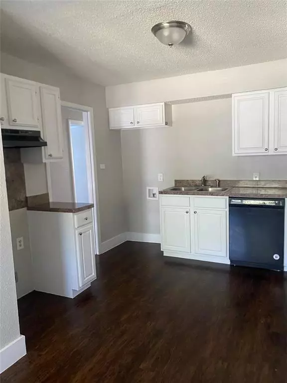 Dallas, TX 75241,4947 Corrigan Avenue