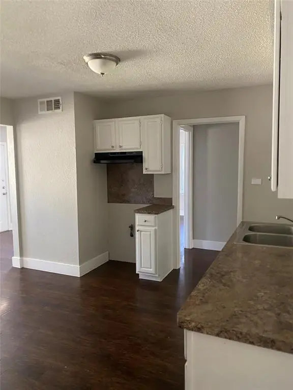 Dallas, TX 75241,4947 Corrigan Avenue