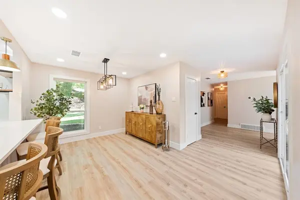 Dallas, TX 75218,10528 Swallow Lane