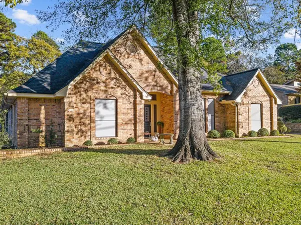 Hideaway, TX 75771,323 Hideaway Lane E