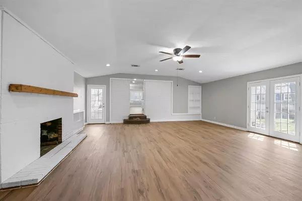 Sherman, TX 75090,516 N Burdette Avenue