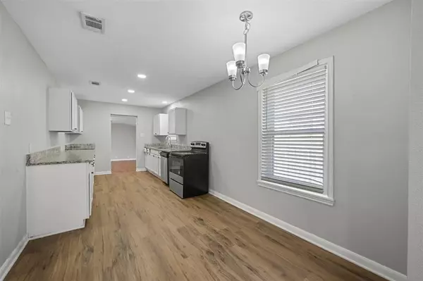 Sherman, TX 75090,516 N Burdette Avenue