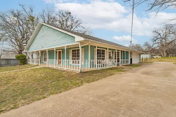 301 E 2nd Street, Weatherford, TX 76086
