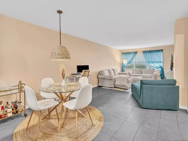 Fort Lauderdale, FL 33304,2555 NE 11th St #610