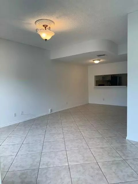 Tamarac, FL 33321,7813 Sanibel Dr