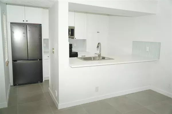 Coral Springs, FL 33065,11574 NW 44th St #11574