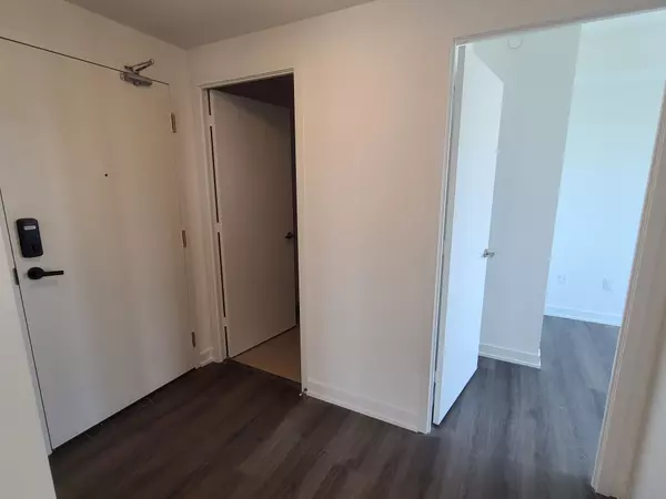 Mississauga, ON L5B 0M3,3883 Quartz RD #1604