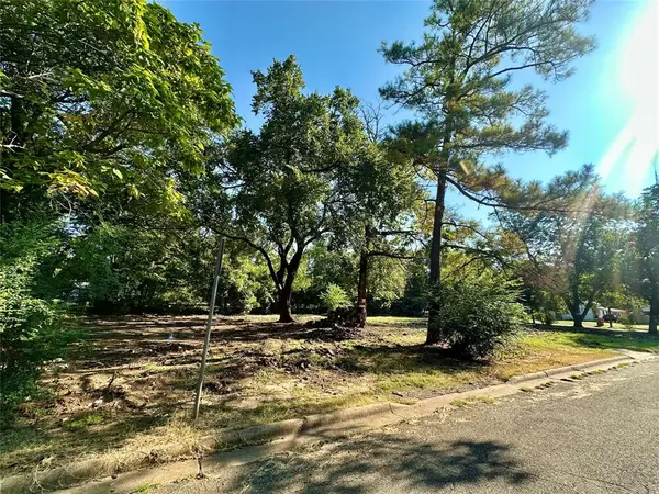 Paris, TX 75460,358 13th Street SW