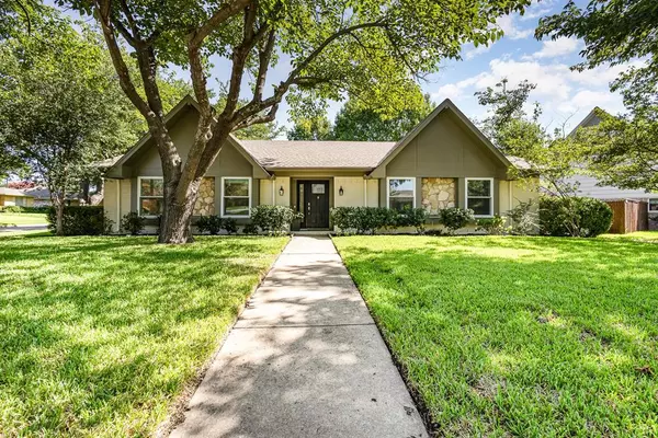 432 Pleasant Valley Lane,  Richardson,  TX 75080