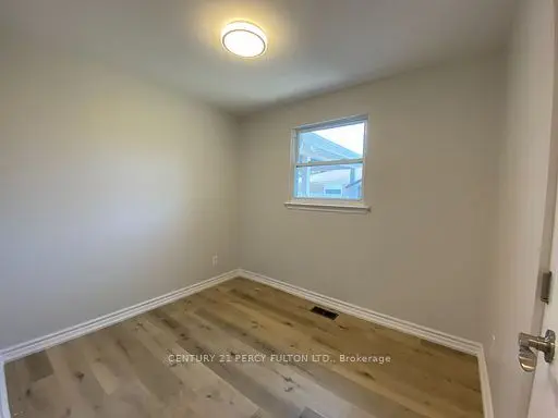 Pickering, ON L1W 1S4,862 Liverpool RD