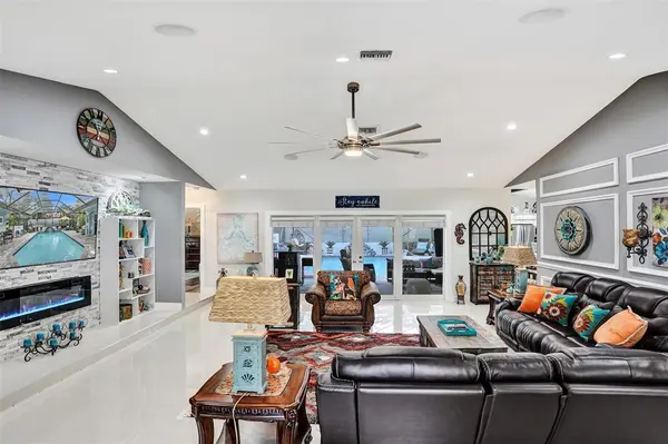 Coral Springs, FL 33067,5076 NW 84th Rd