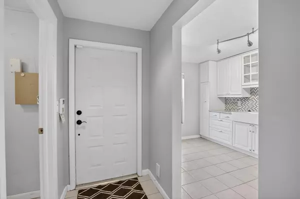 Pembroke Pines, FL 33024,1261 NW 99th Ter #47