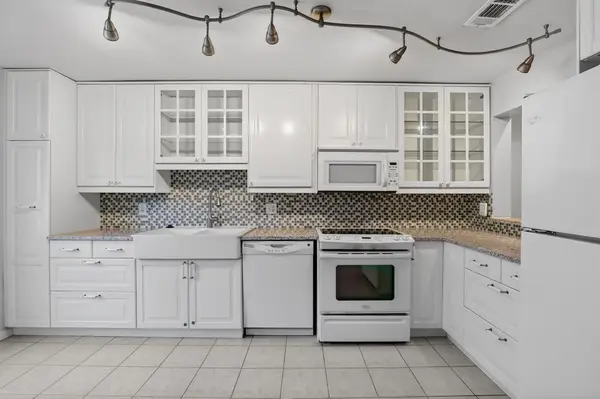 Pembroke Pines, FL 33024,1261 NW 99th Ter #47