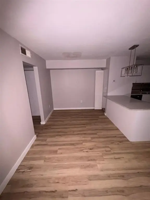 Hollywood, FL 33023,5525 SW 41st St #301