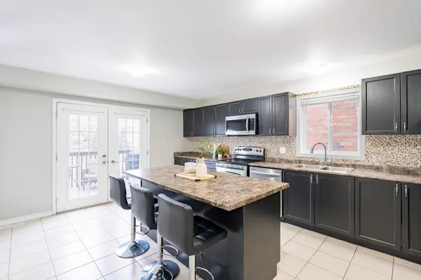 Innisfil, ON L9S 0H5,1373 Hunter ST