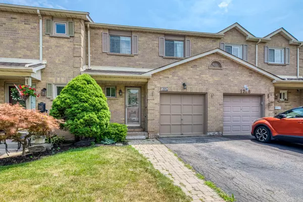 1226 Cottonwood CRES, Oakville, ON L6M 2W6