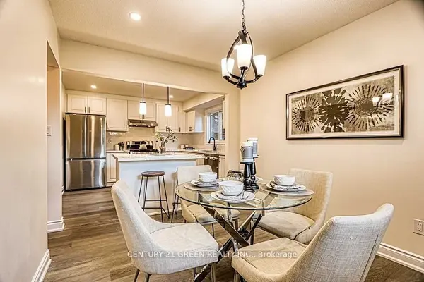 164 Gardiner DR, Hamilton, ON L9C 6N4