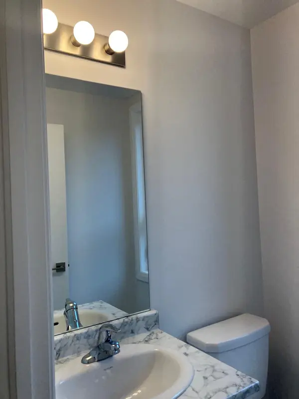 Niagara Falls, ON L2E 0C1,6705 Cropp ST #103