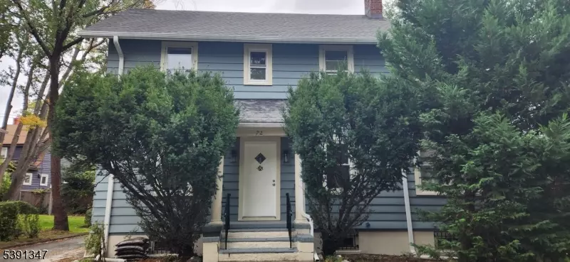 East Orange City, NJ 07018,72 Elliot Pl