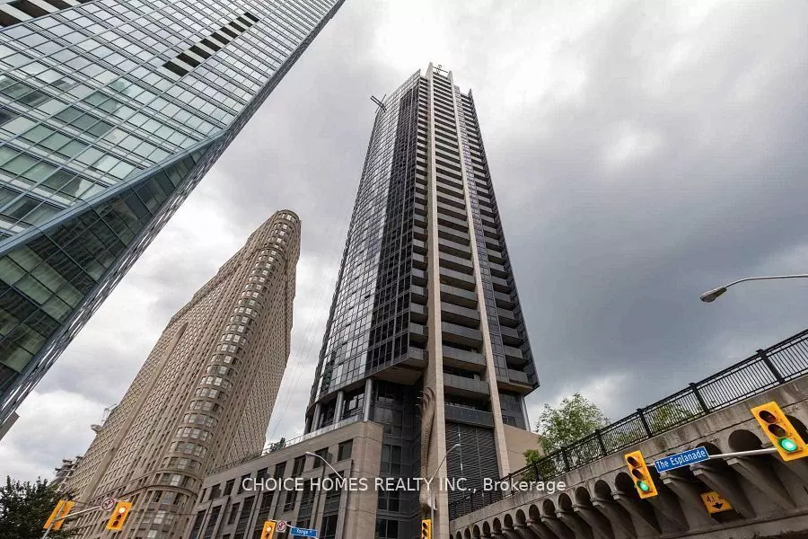 Toronto C08, ON M5E 0A8,1 The Esplanade N/A #702