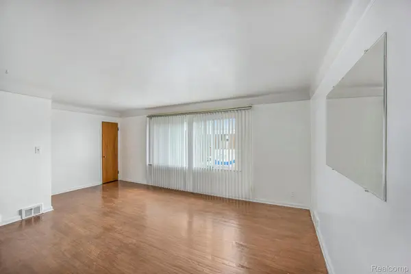 Detroit, MI 48227,15748 Hubbell ST