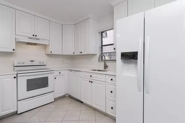 Boca Raton, FL 33433,7546 Courtyard Run #E